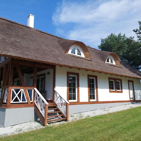 Villa Greyowka Dom Kryty Strzecha W Gardna Park Czysta Exterior foto